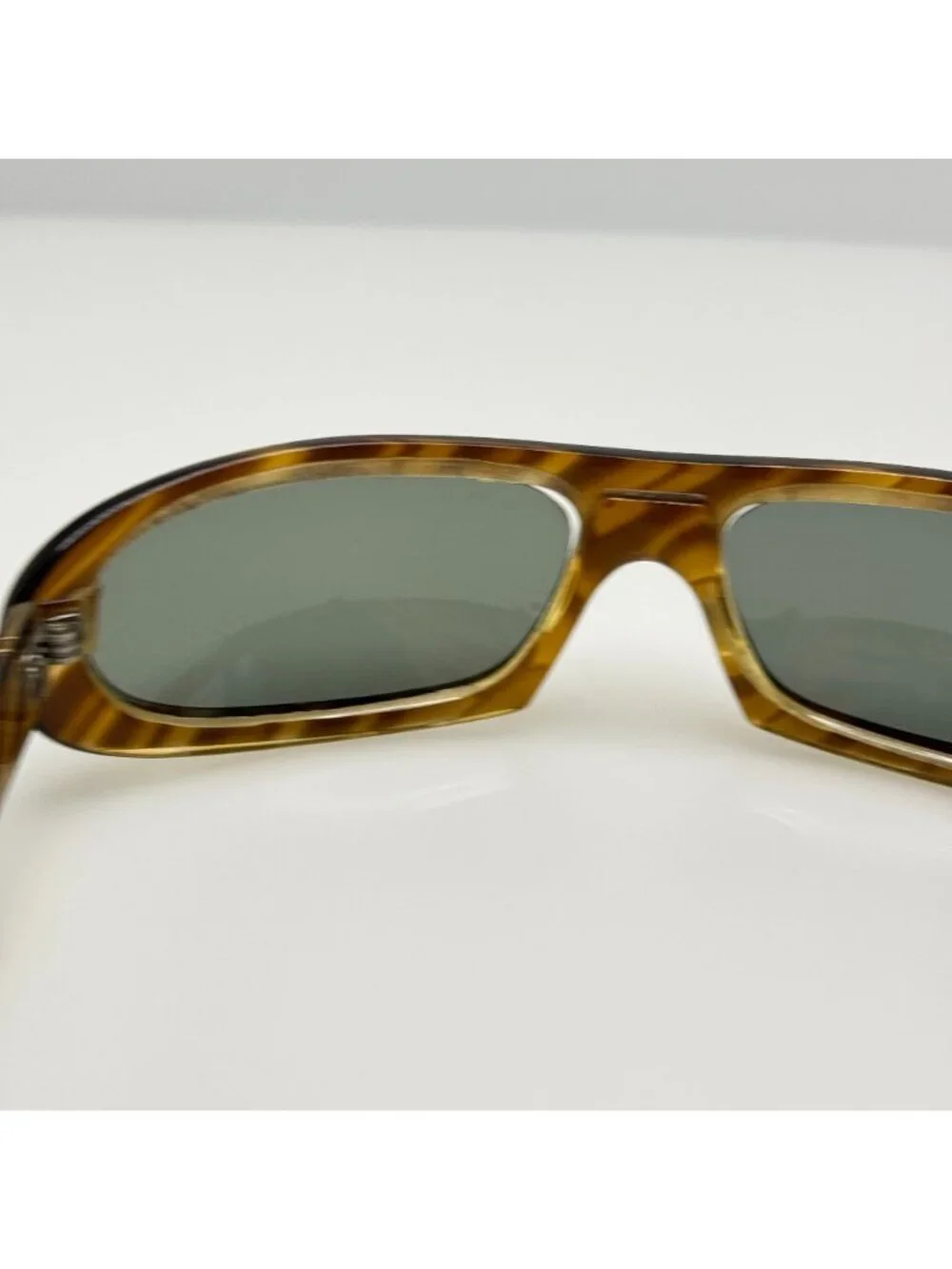 Polaroid Sunglasses Cool Ray 220 Social Eyes